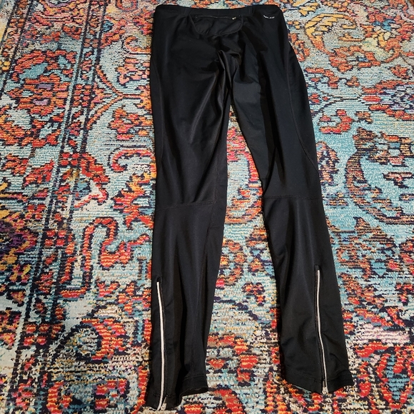 💘 Nike Black Zippered Dri Fit Tights - Picture 4 of 5